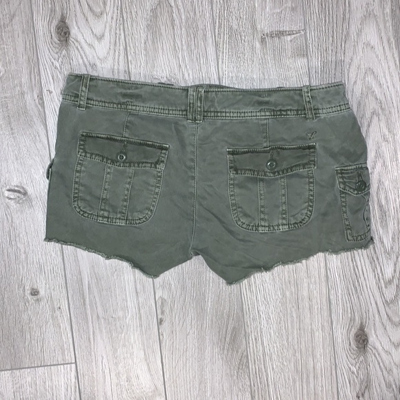 American Eagle Green Shorts Size 2 - Picture 4 of 5